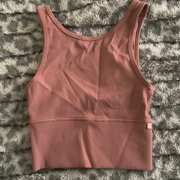 lululemon athletica Tops - lululemon power pivot tank top, rib